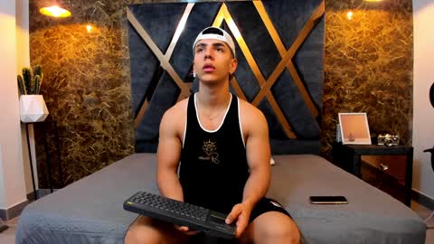 SALVATORE online show from January 16, 11:26 am