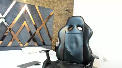 SALVATORE online show from December 7, 11:07 am