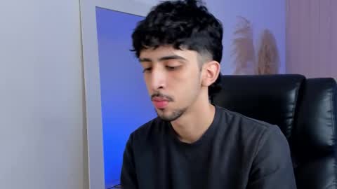 salvatore  online show from September 29, 8:27 pm