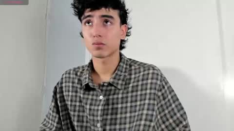 salvatore_montt online show from March 1, 9:48 pm