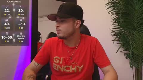 Salvatore  online show from September 30, 11:41 pm