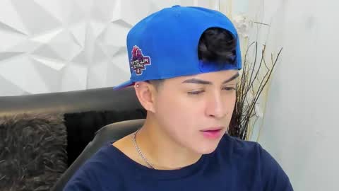 Sam online show from November 27, 2:21 pm