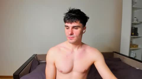 BACK IN 2 WEEKS online show from February 24, 9:59 pm