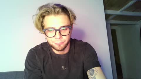 Fansly -       Top4fans   online show from April 10, 6:48 pm