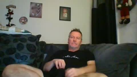 sexy lad looking for fun online show from December 11, 8:05 pm