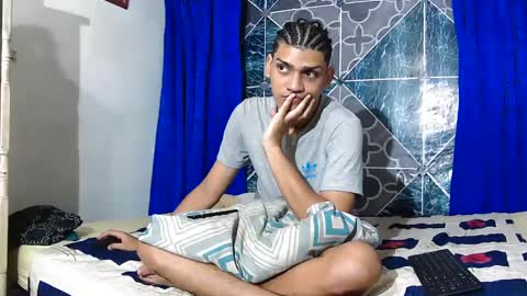 Snapshot of samuel_sincee chatting on September 16, 3:07 am Samuel Sincee online show from September 16, 3:07 am