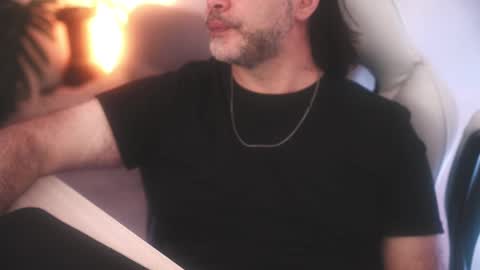 Sanders online show from March 3, 5:02 pm