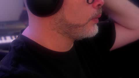 Sanders online show from September 15, 12:02 am