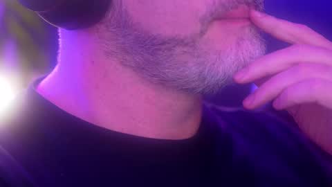 Sanders online show from September 20, 2:00 am