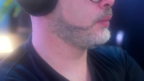 Sanders online show from September 17, 1:06 am