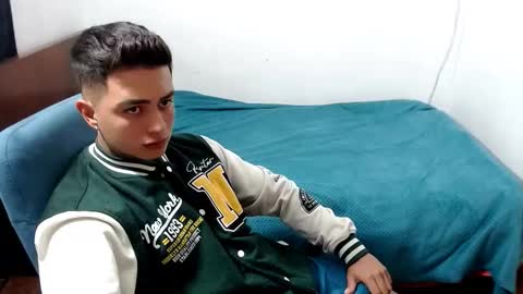 santi_ss online show from September 17, 1:06 am