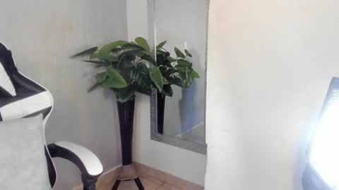 Julius Novachrono  online show from September 19, 7:57 pm