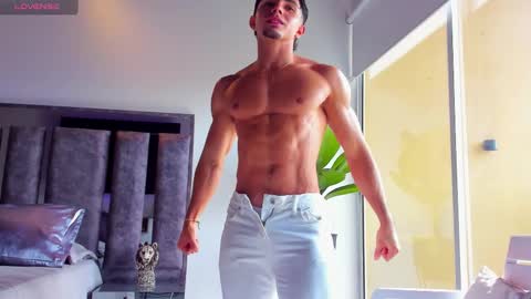 Santiago Seans online show from October 31, 1:58 pm