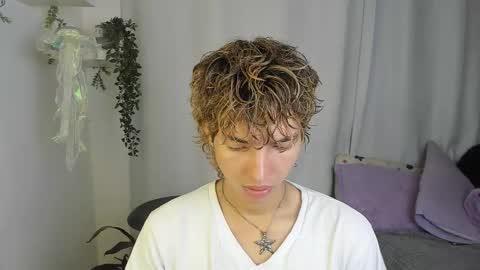 kitty online show from October 17, 2:37 am