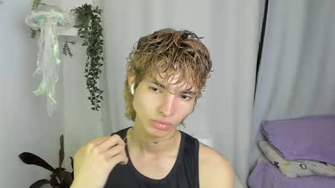 kitty online show from October 12, 1:32 am