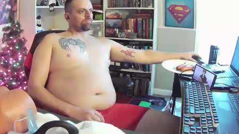 Kent Clark online show from December 6, 3:44 pm