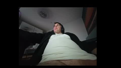 Snapshot of schosch01 chatting on September 25, 4:06 pm schosch01 online show from September 25, 4:06 pm