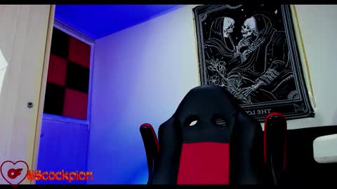 Alejandro help me to reach 200 thumps up online show from September 24, 10:25 am