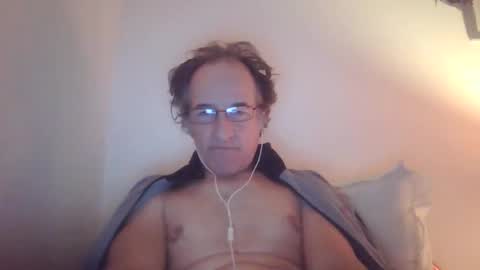 scotchwhieskie online show from November 25, 12:45 am