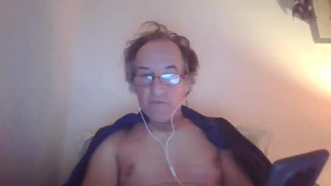 scotchwhieskie online show from December 1, 12:02 am