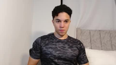 Snapshot of scott_brasher1 chatting on October 29, 2:03 am Twitter Scott brasher1 Instagram Camiloestuardo2 online show from October 29, 2:03 am