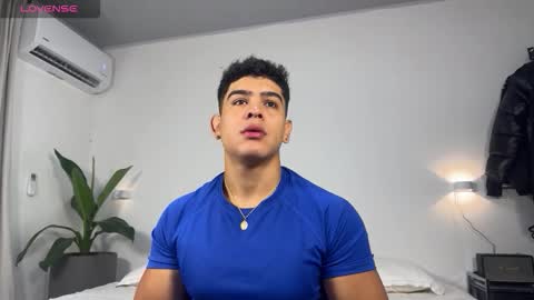 Andrew Flintt online show from November 13, 4:00 pm