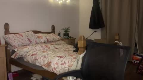 danny online show from December 3, 7:22 pm