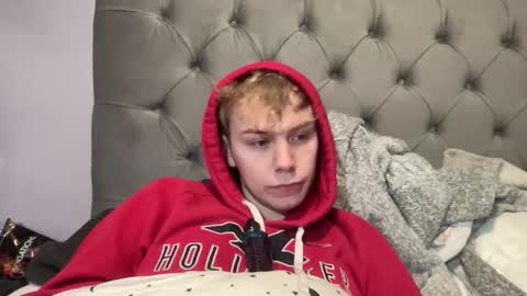 danny online show from December 24, 2:10 am