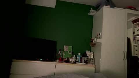 scottyc48 online show from November 22, 5:29 am