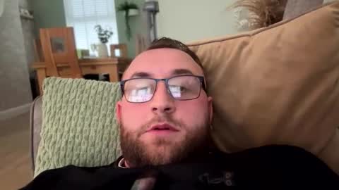 StraightScouse online show from February 21, 3:13 pm