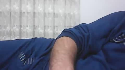 Snapshot of screw2 chatting on January 18, 9:02 pm Evren online show from January 18, 9:02 pm