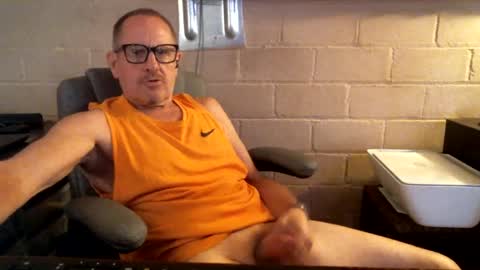 Snapshot of sdh69 chatting on September 15, 5:14 pm eating pussy sucking dick online show from September 15, 5:14 pm
