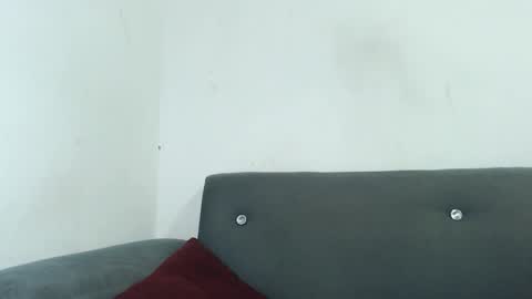 seank_noszka online show from February 12, 6:14 pm