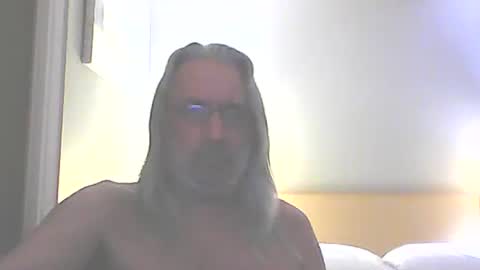 seantheflyer online show from February 6, 10:00 pm