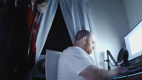 seanv26 online show from September 30, 1:56 am