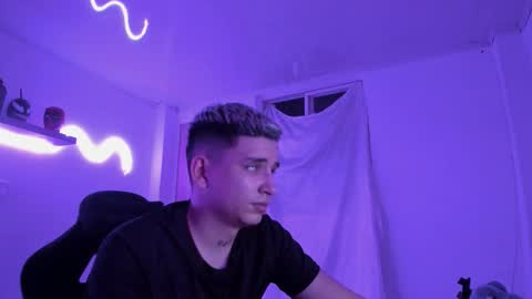 Sebastin online show from December 5, 11:23 pm