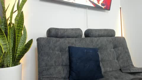 sebastian online show from February 2, 1:12 am