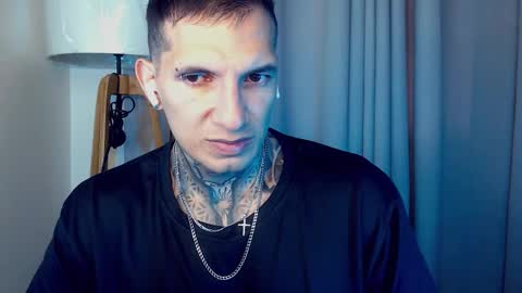 Sebastian online show from November 15, 1:24 pm