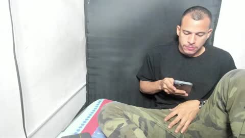 sebatian palacios online show from December 15, 1:43 pm