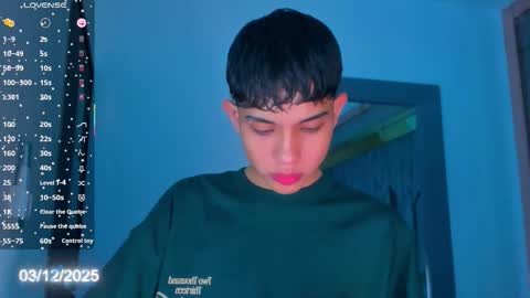 Sebastian online show from December 3, 8:26 pm