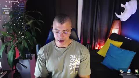 sed online show from March 10, 11:27 pm