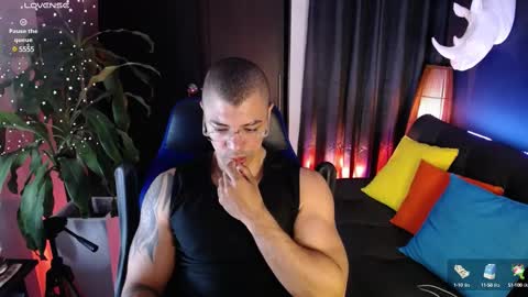 sed online show from March 12, 9:34 am