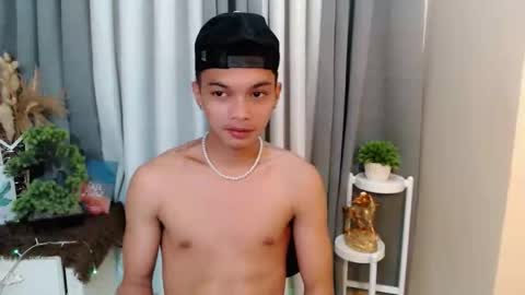 seductive_michael online show from April 18, 1:23 pm