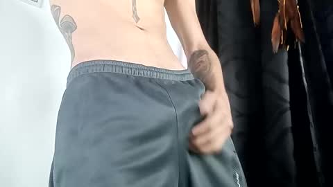 sem_alas online show from February 8, 10:19 pm