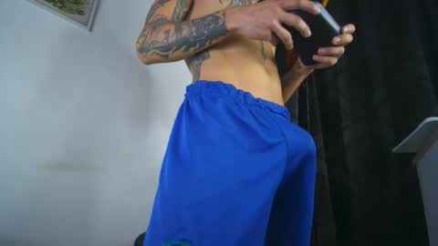 sem_alas online show from October 23, 12:36 am