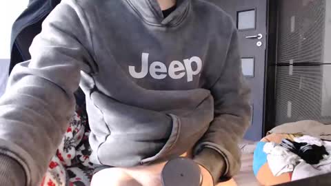 senorneby online show from October 29, 11:57 am