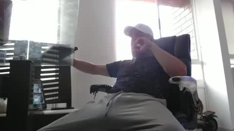 hetero serio discreto online show from March 2, 9:55 pm