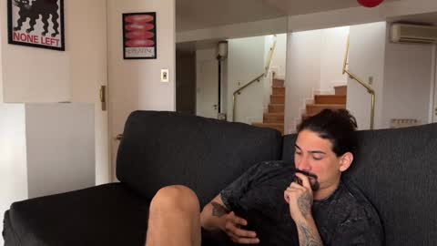 Andrea and Anna online show from October 28, 8:22 pm