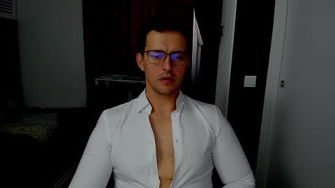Sexxymuscles4U online show from October 31, 9:23 am