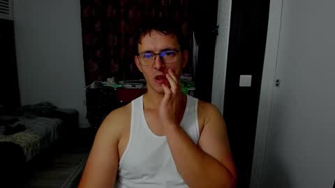 Sexxymuscles4U online show from October 13, 8:53 am